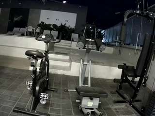 voyeurcam casa salsa gym bike
